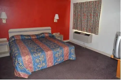 Super 7 Inn Memphis 0*,