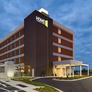*** Hotel Home2 By Hilton Airport Estados Unidos